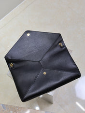 YSL 25S CASSANDRE ENVELOPE MESSENGER 35 IN BLACK LAMBSKIN GOLD HARDWRE