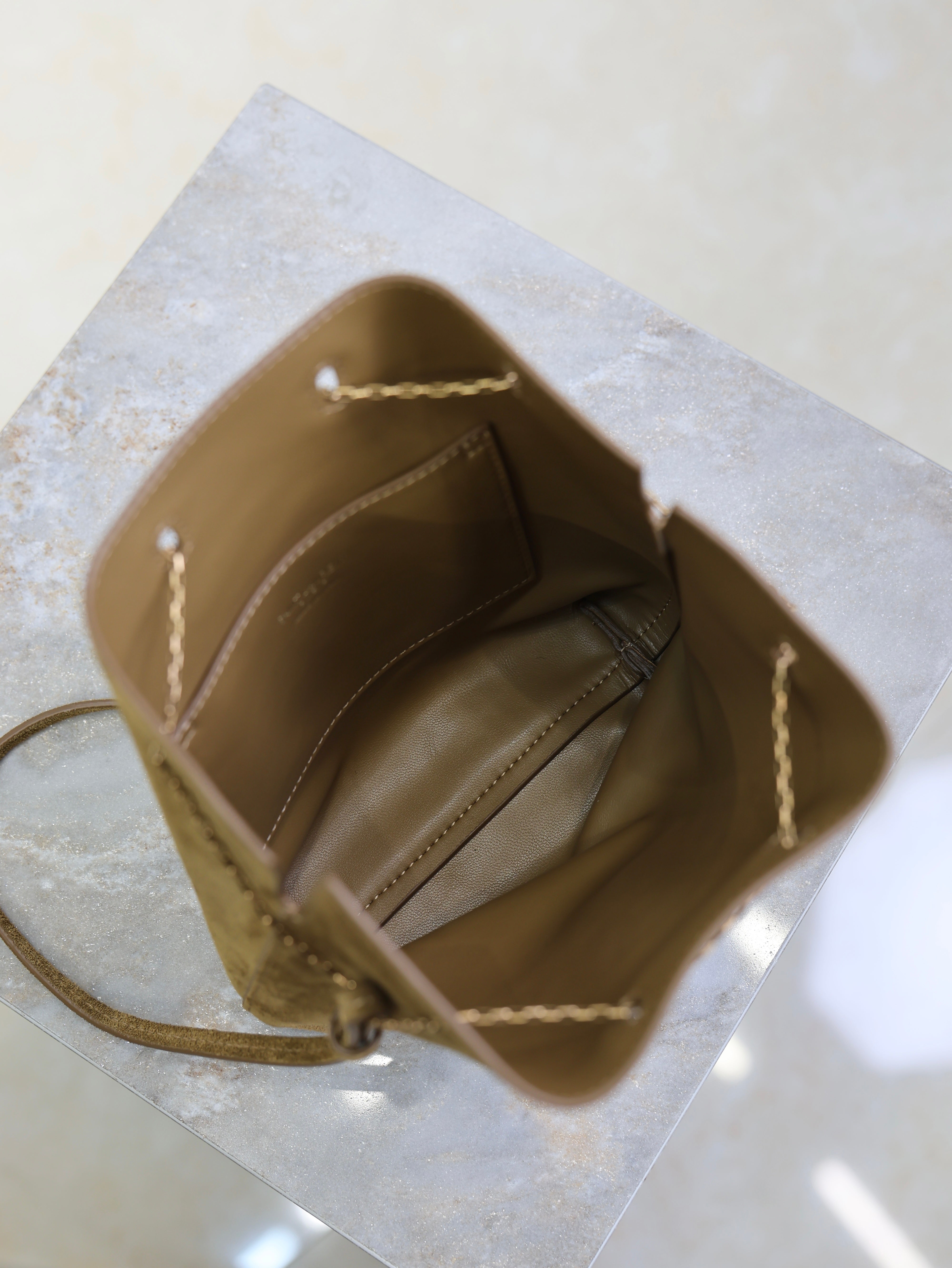YSL 25S POCHON BAG 24 IN CARAMEL COGNAC SUEDE GOLD HARDWARE