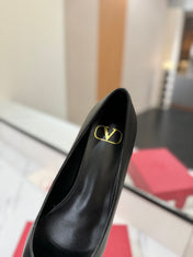 VALENTINO 26S BALLET FLATS IN BLACK SMOOTH CALFSKIN