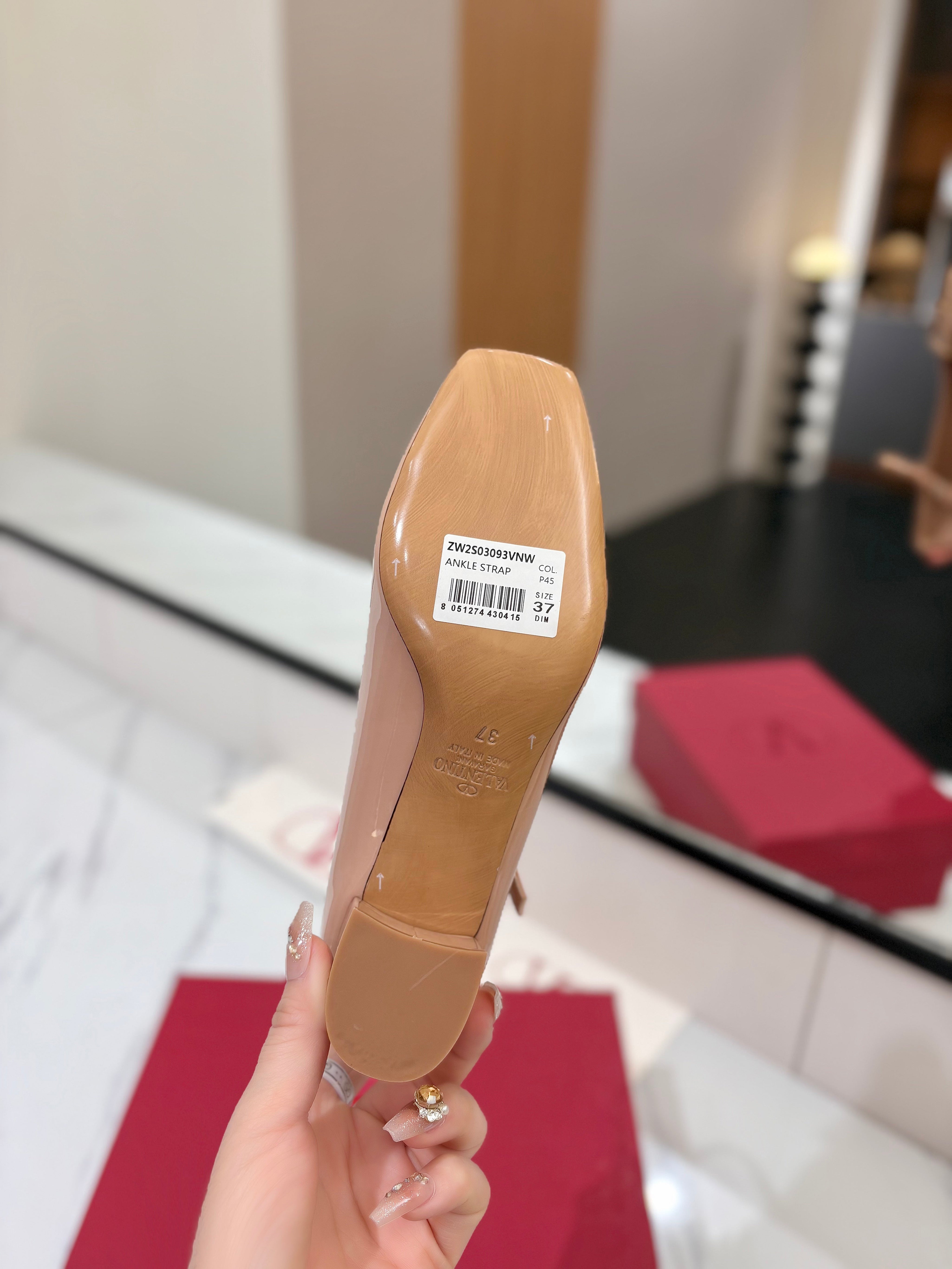 VALENTINO 26S MARY JANE HEELS 60 MM IN NUDE PATENT CALFSKIN