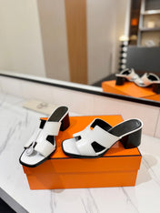 HM 26S HELIA SANDAL 70MM IN WHITE AND BLACK CALFSKIN