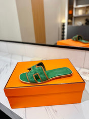 HM 26S ORAN SANDALS IN GREEN SUEDE WITH TAN BOWN BRAIDED TRIM