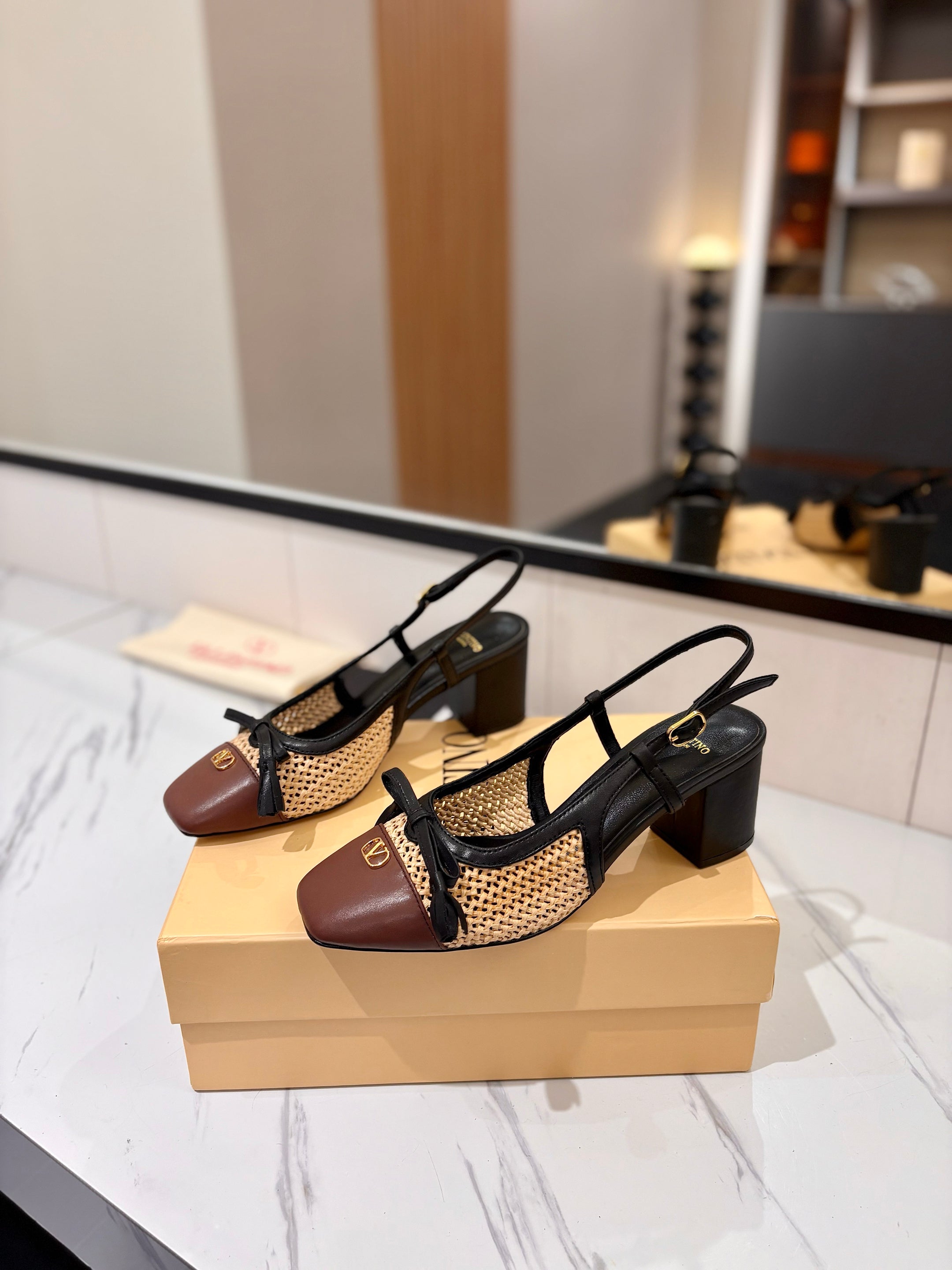 VALENTINO 26S HEELED SLINGBACKS 60 MM IN BLACK AND BROWN CALFSKIN
