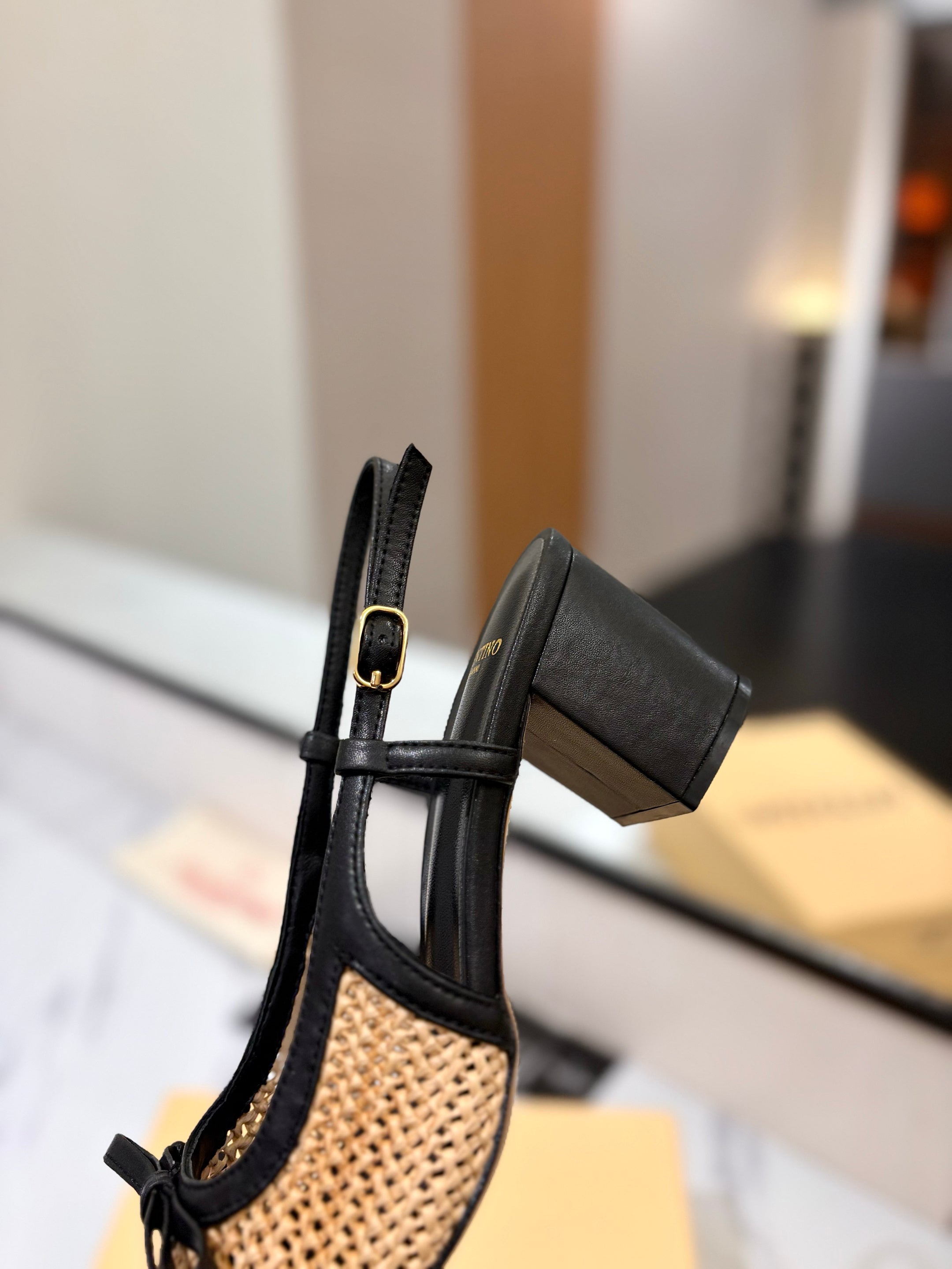 VALENTINO 26S HEELED SLINGBACKS 60 MM IN BLACK AND BROWN CALFSKIN