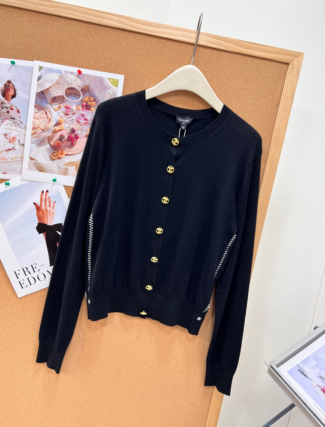 CHANEL 26S KNIT CARDIGAN 1613