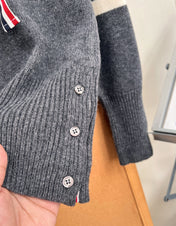 THOM 26S ROUND-NECK KNIT SWEATER 300