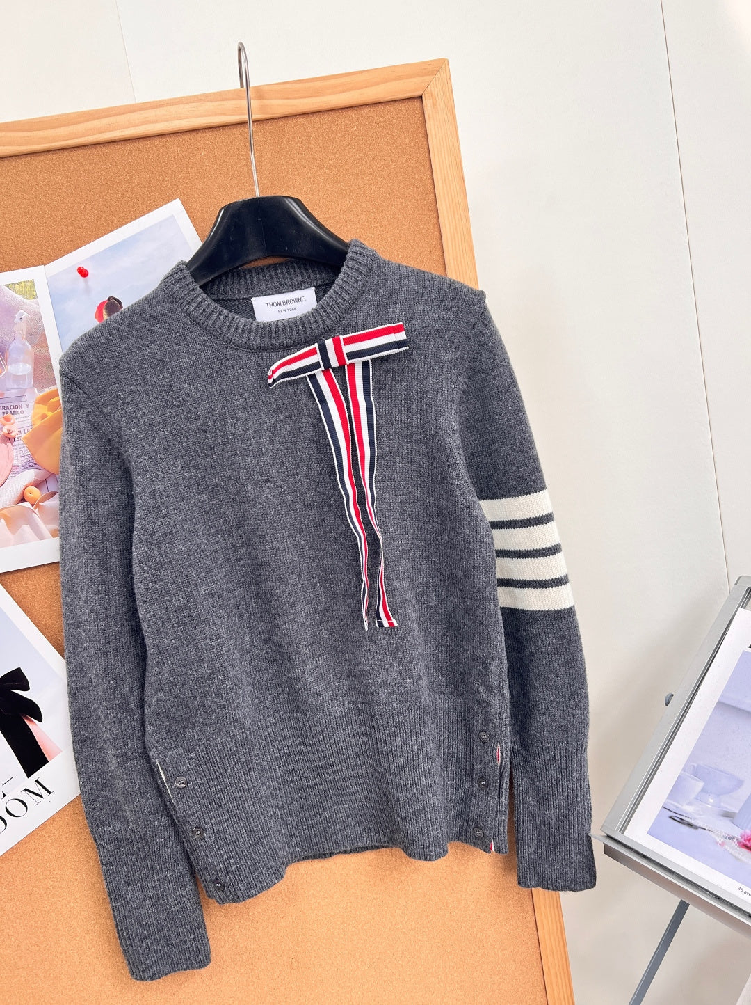 THOM 26S ROUND-NECK KNIT SWEATER 300