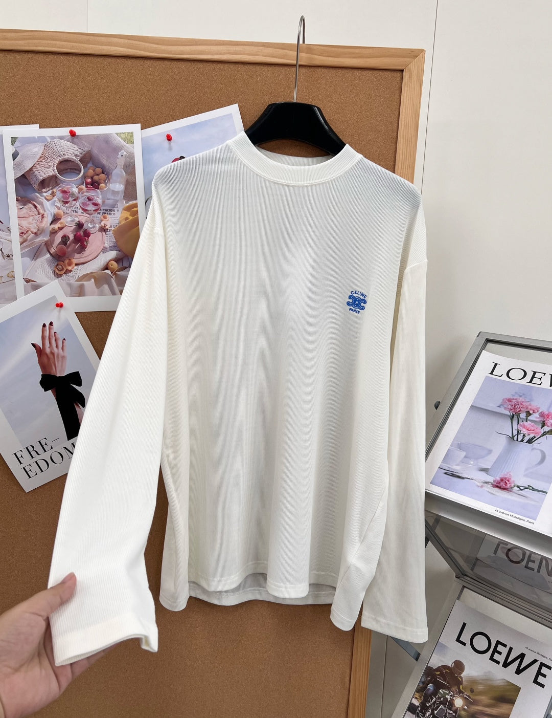CELINE 26S LONG-SLEEVE T-SHIRT 585