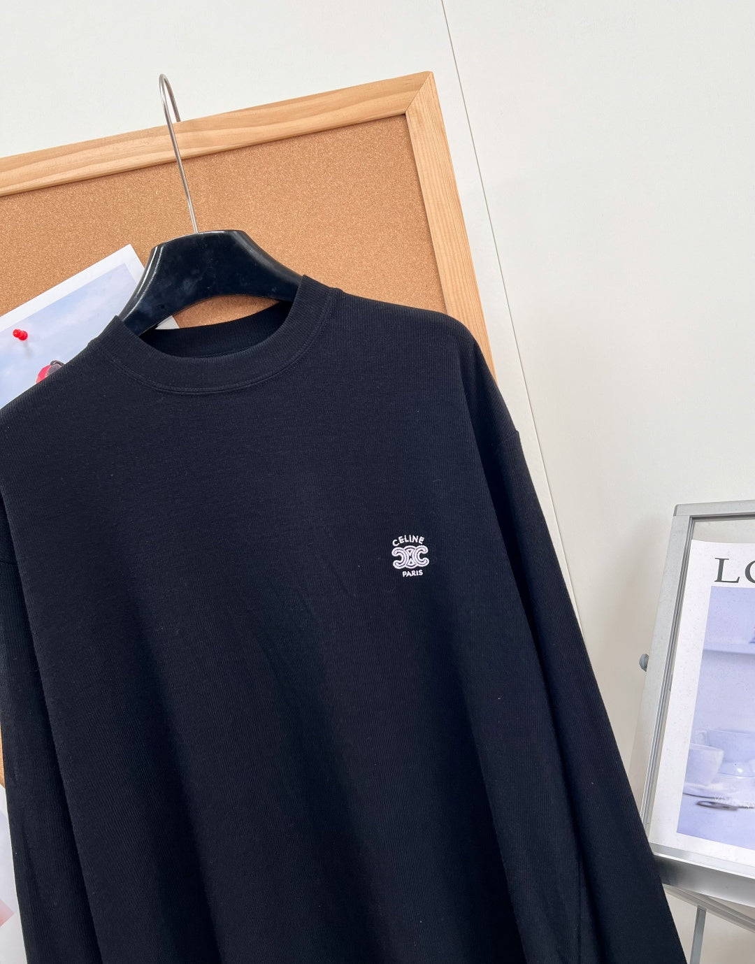 CELINE 26S LONG-SLEEVE T-SHIRT 584