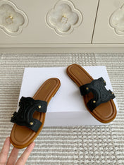 CELINE 26S TRIOMPHE SLIDE SANDALS IN BLACK CALFSKIN WITH TAN BROWN FOOTBED