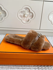 HM 25S ECLAIR SANDAL IN BROWN SHEARLING WITH SILVER HARDWARE