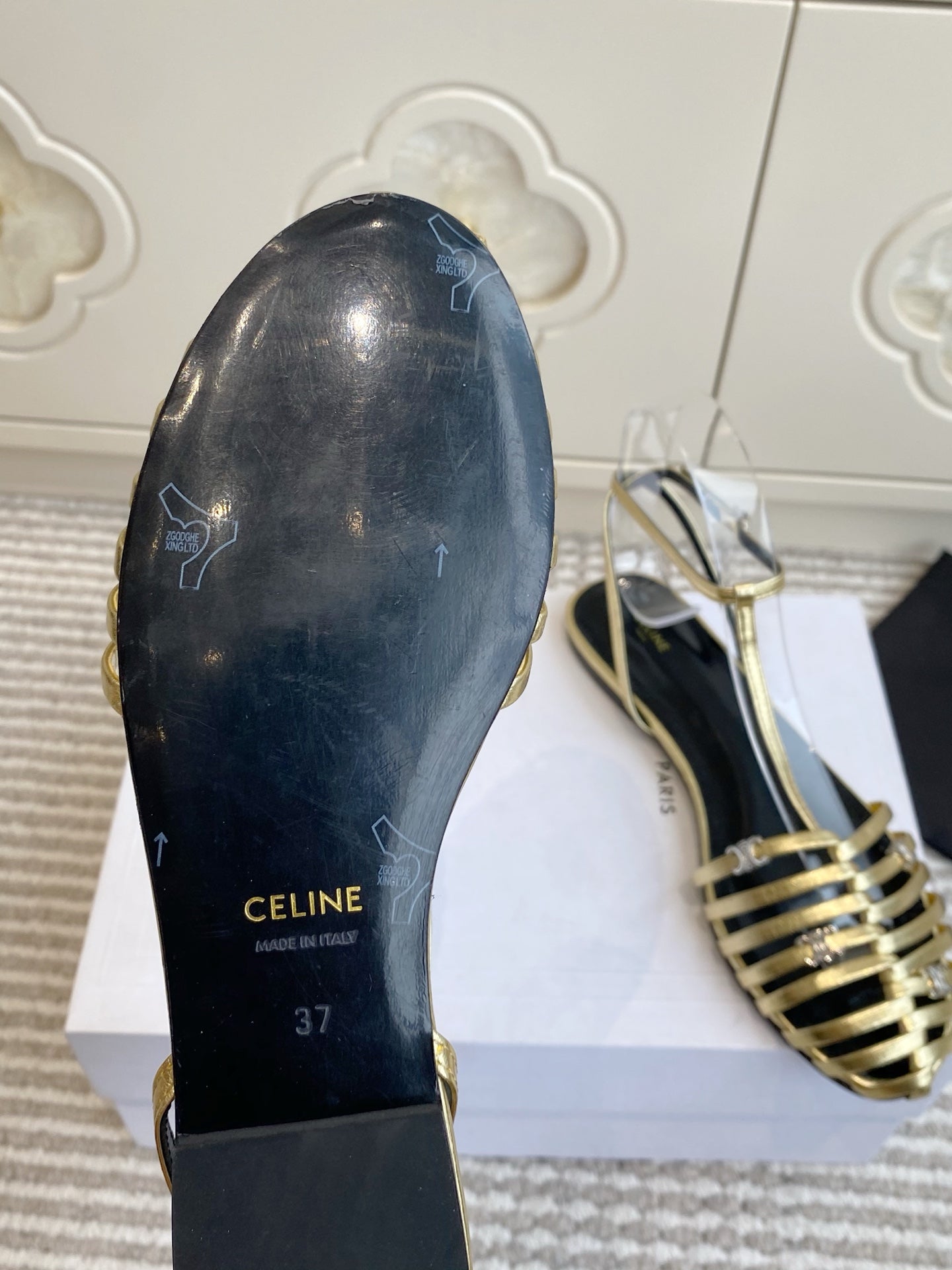 CELINE 26S CLEA TRIOMPHE GLADIATOR SANDALS IN GOLD LAMBSKIN