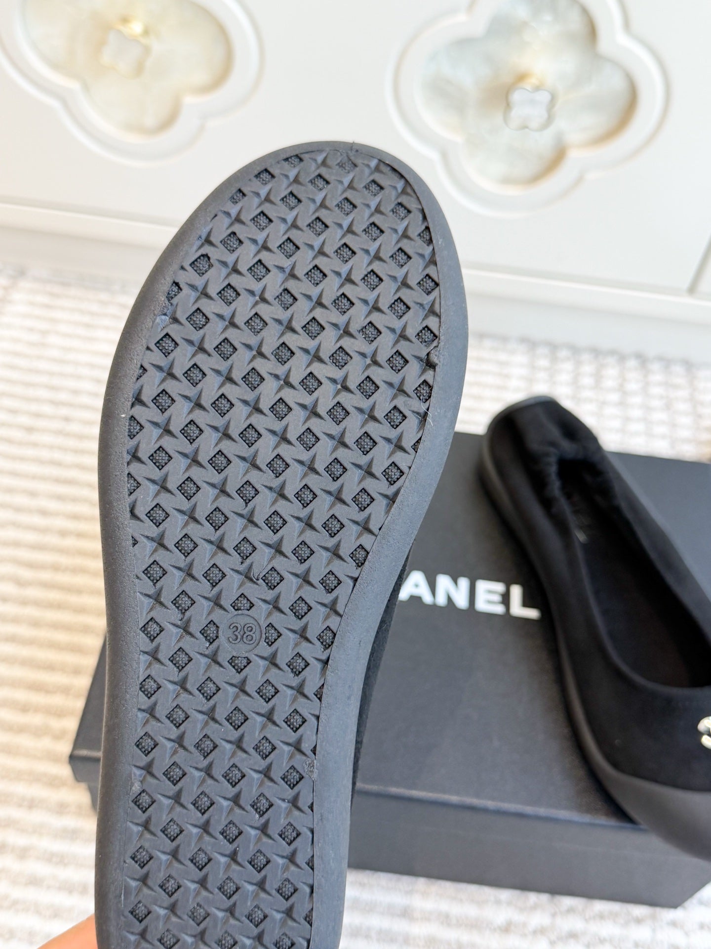 CHANEL 26S BALLET FLATS IN BLACK SUEDE AND LAMBSKIN