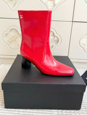 CHANEL 26S HIGH HEEL ANKLE BOOTS 70 MM IN RED CALFSKIN SQUARE TOE