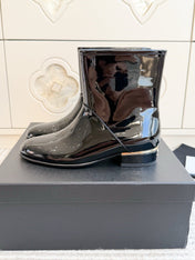 CHANEL 26S SHORT BOOTS IN BLACK PATENT LEATHER