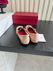 VALENTINO 26S STUD-EMBELLISHED MARY JANE IN NUDE CALFSKIN