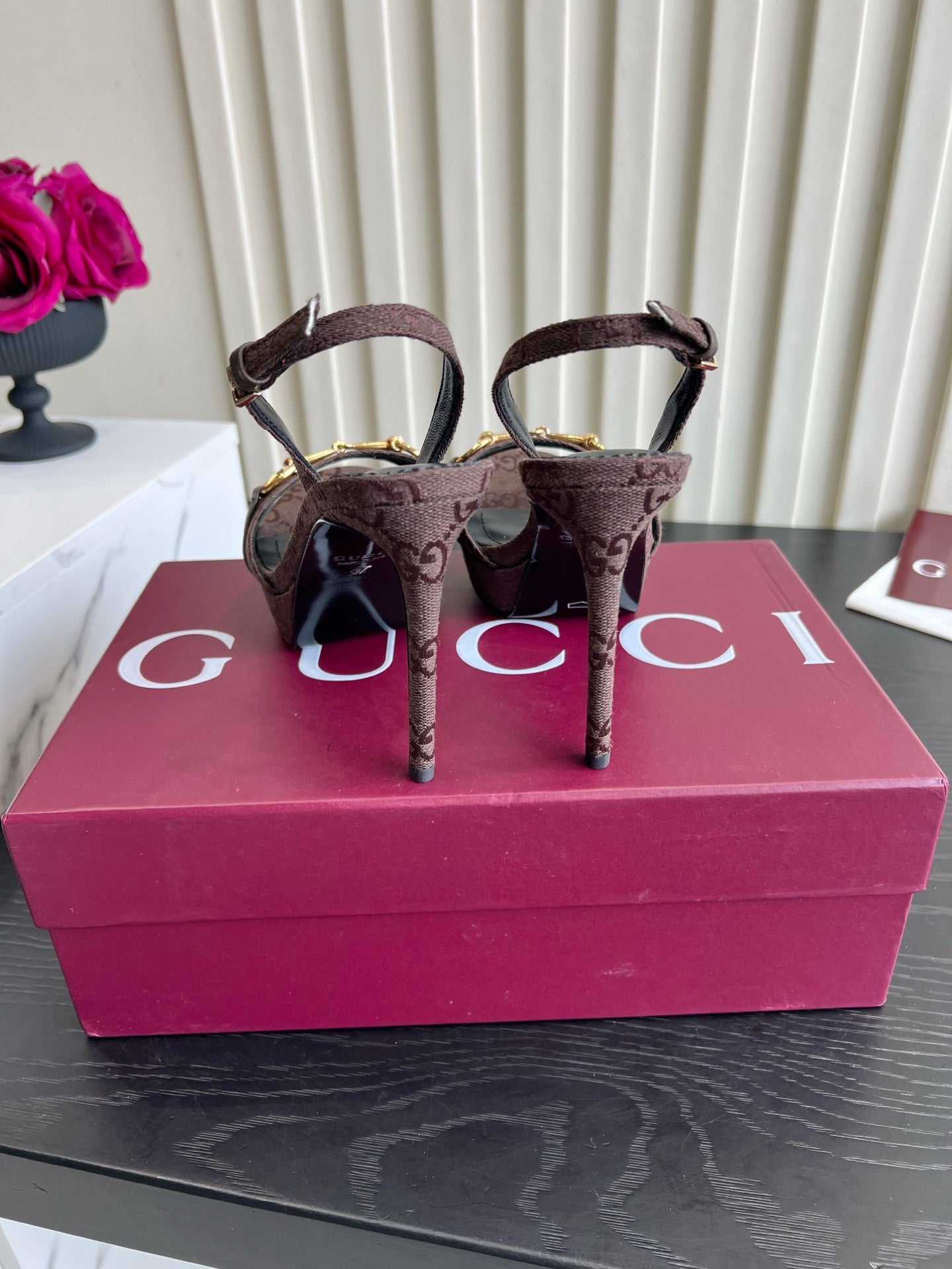 GUCCI 26S HORSEBIT GG SANDALS 105 MM IN DARK BROWN CANVAS