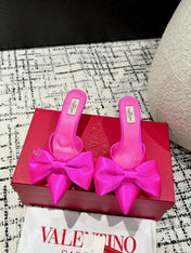 HIGH MULE IN BRIGHT PINK SILK