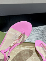 THONG SANDAL IN FUSCIA PINK CALFSKIN WITH GOLD HARDWARE