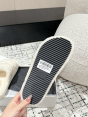 DAD SANDAL MULE IN WHITE SHEARLING