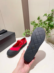 CHANEL 26S MARY JANE FLAT IN BLACK MIX RED FABRIC AND LAMBSKIN
