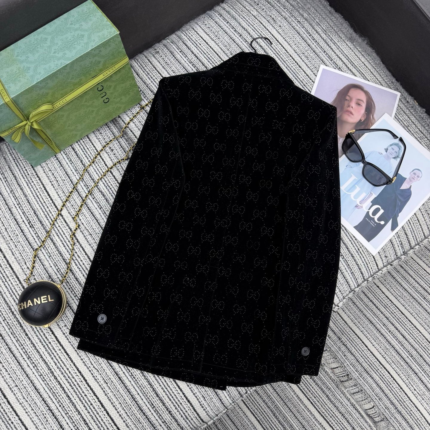 GUCCI 26S EMBELLISHED VELVET BLAZER 113