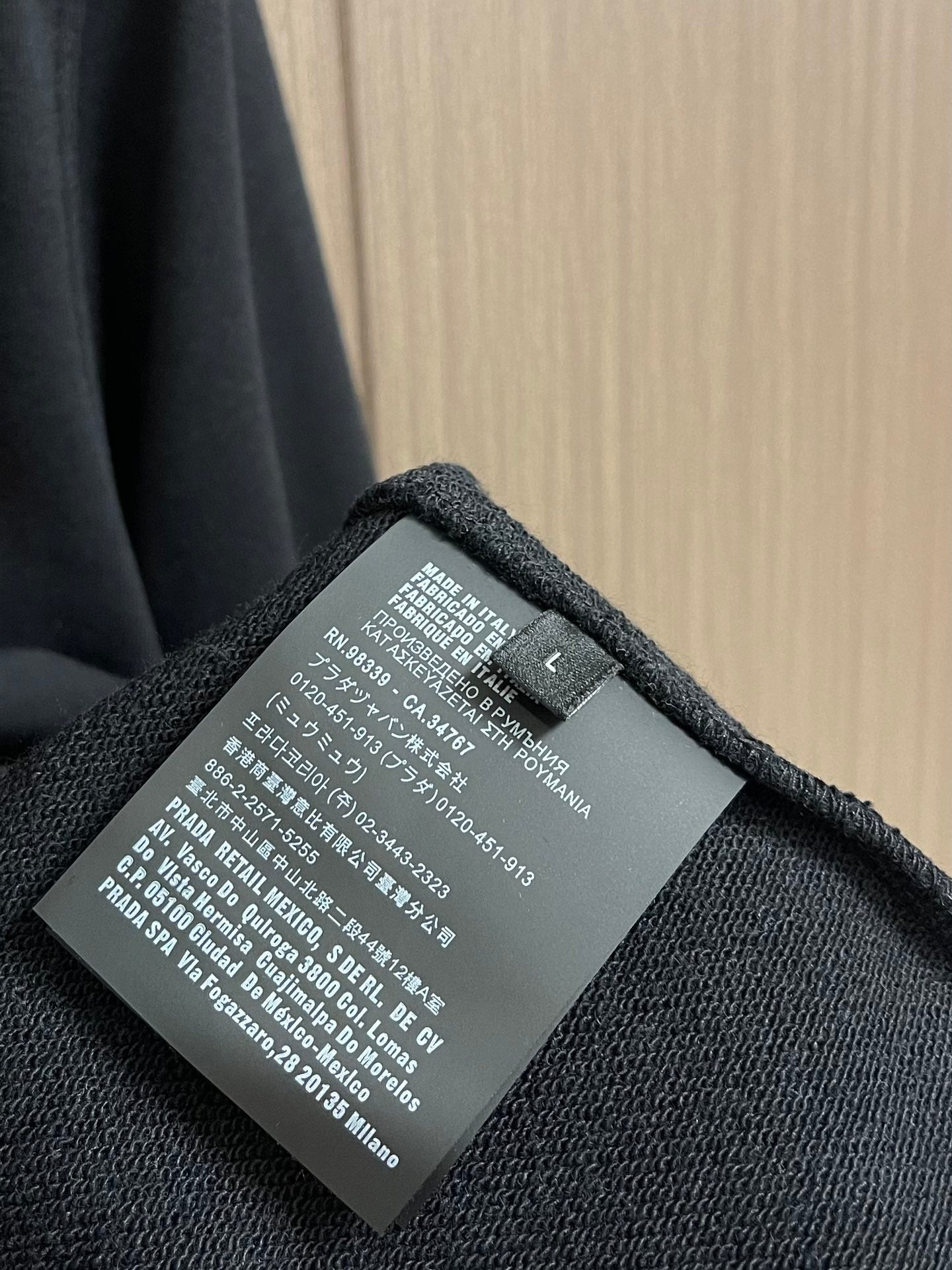 PRADA 26S CREWNECK SWEATSHIRT 721