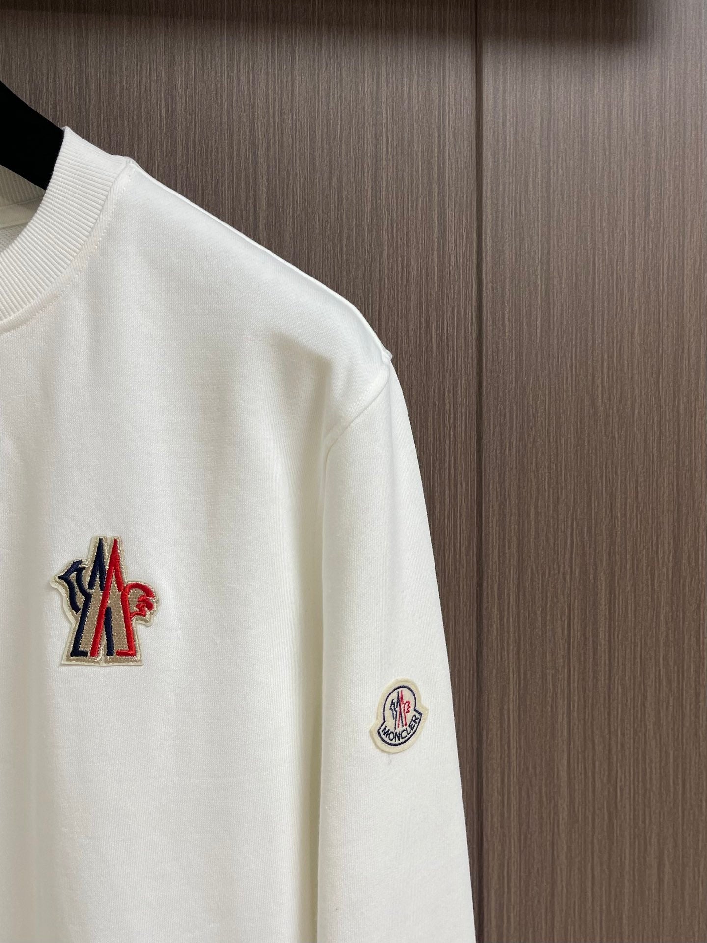 MONCLER 26S CREWNECK SWEATSHIRT 533