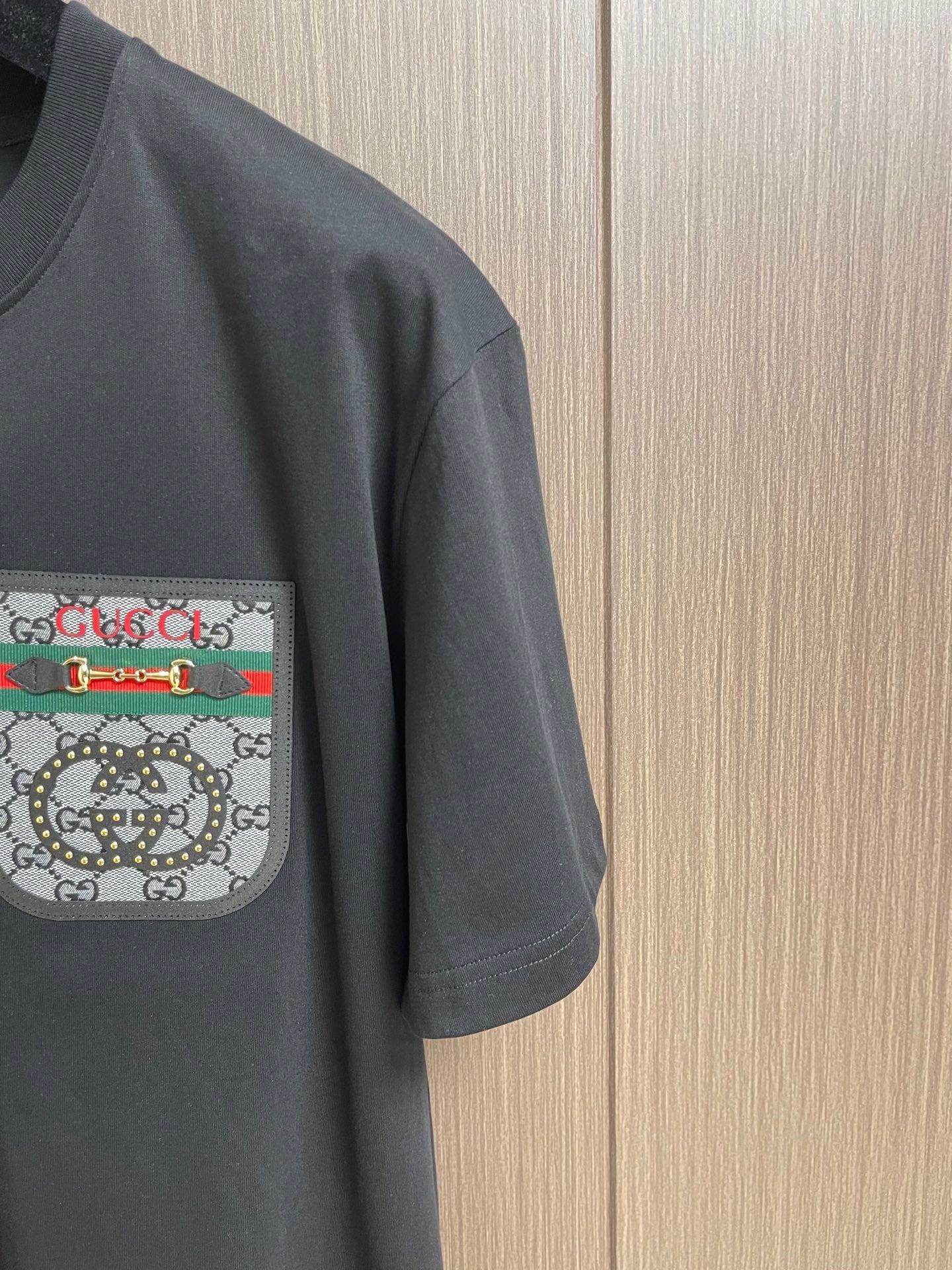 GUCCI 26S SHORT-SLEEVE CREWNECK T-SHIRT 550