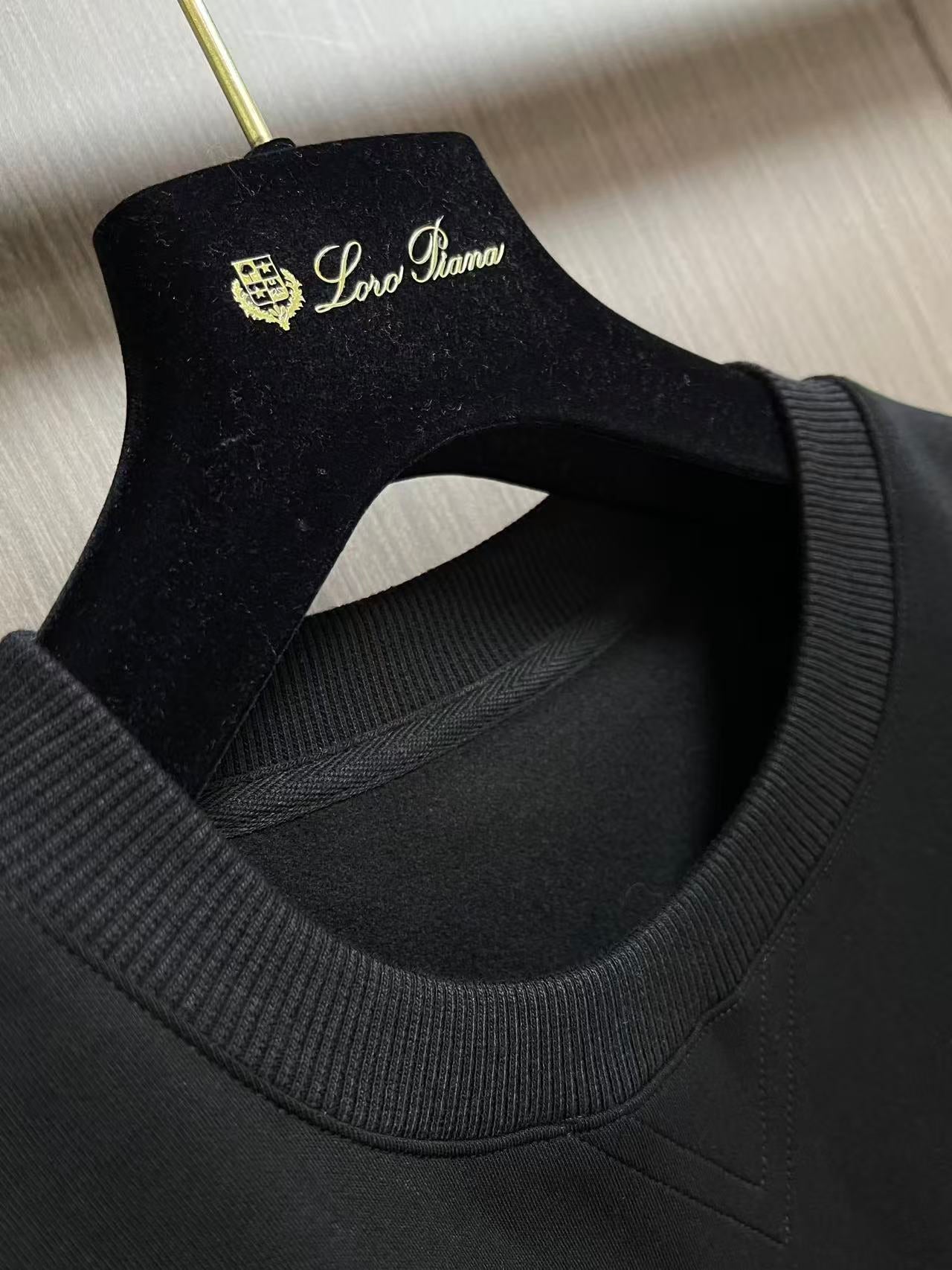 HERMES 26S CREWNECK SWEATER 876