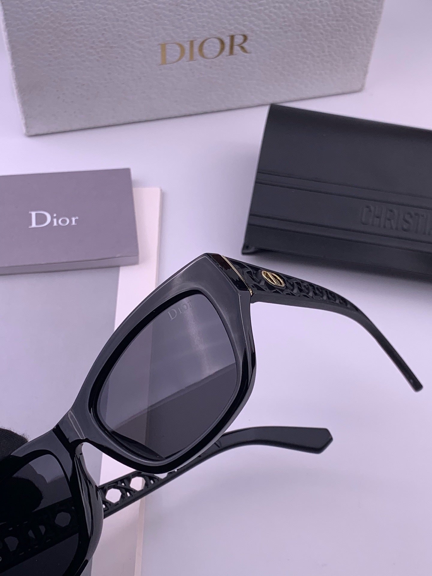DIOR 26S BUTTERFLY FRAME IN ACETATE 403042
