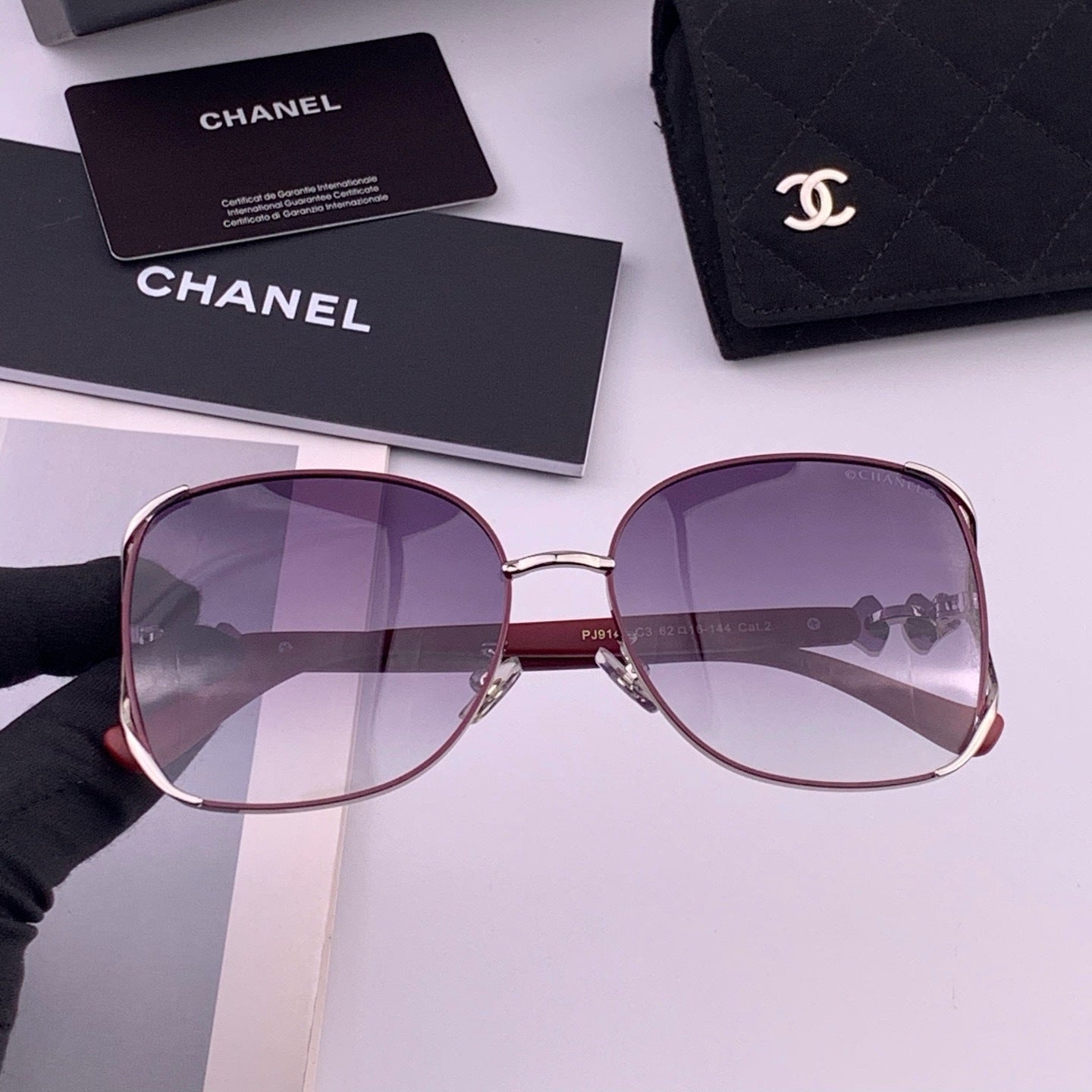 CHANEL 26S OVERSIZED SQUARE FRAME IN ACETATE 406759