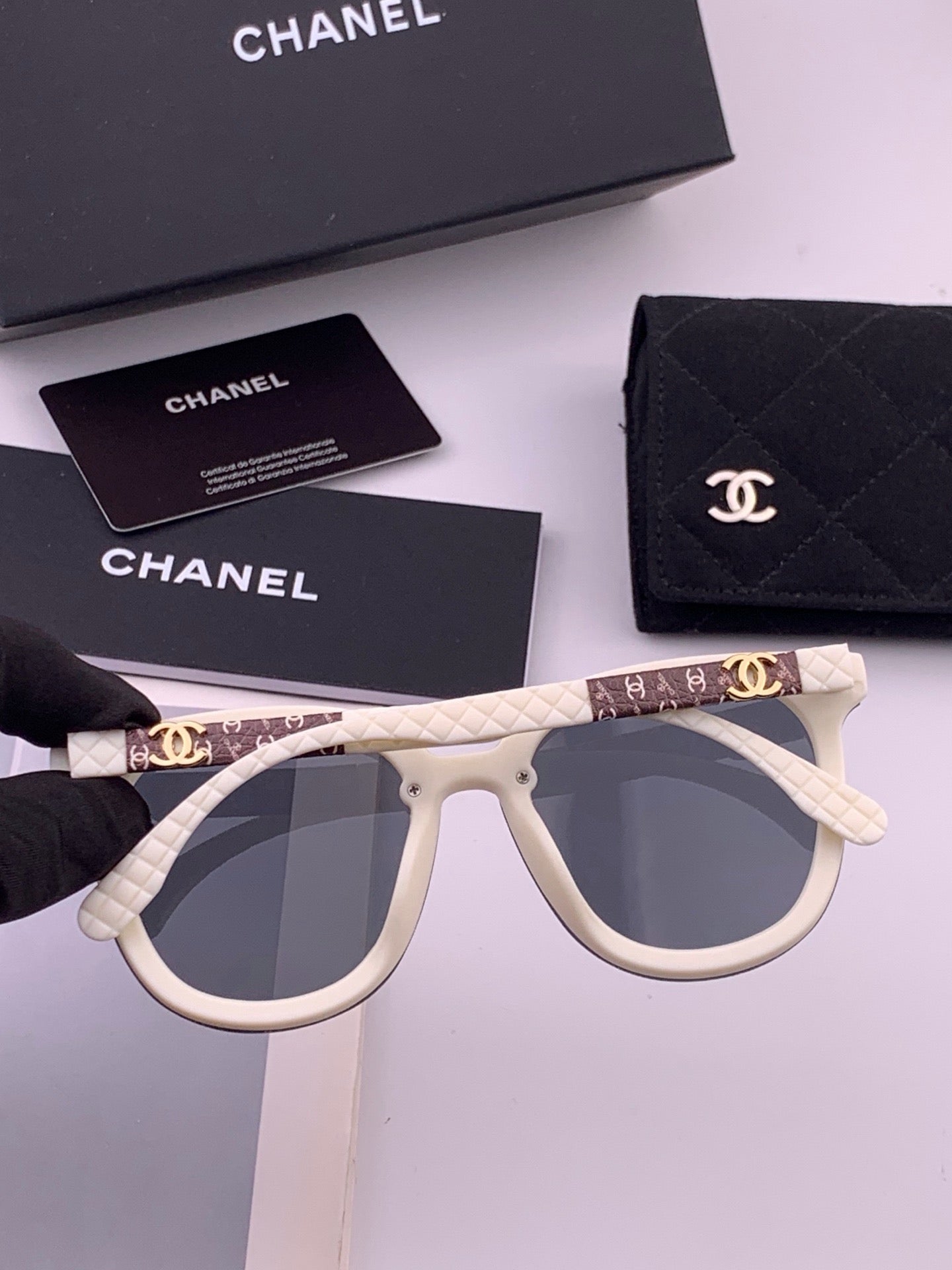 CHANEL 26S ROUND SQUARE FRAME SUNGLASSES IN ACETATE 408297