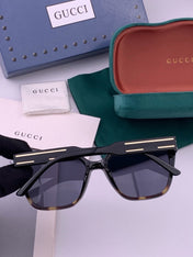 GUCCI 26S SQUARE FRAME IN ACETATE 426552