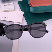 GUCCI 26S SQUARE FRAME IN ACETATE 426558