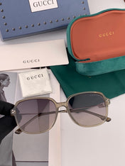 GUCCI 26S SQUARE FRAME IN METAL 426580