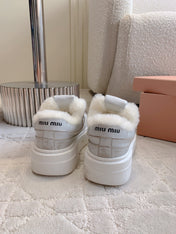 THICK SOLE SNEAKERS IN CHROME GRAY LAMBSKIN WITH RABBIT FUR LINING