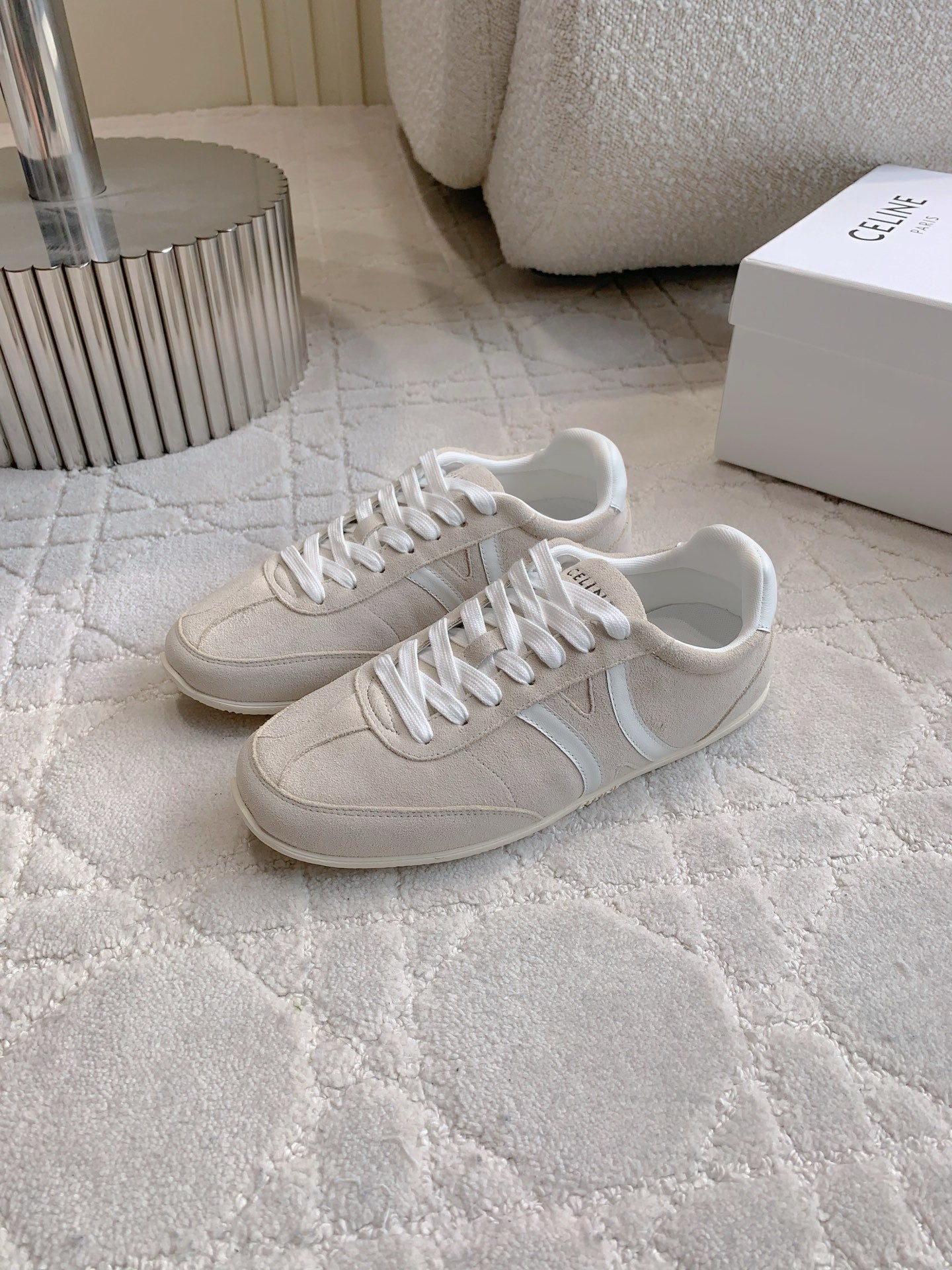 CELINE 25S JOGGER LOW LACE UP SNEAKER IN LIGHT GRAY CALFSKIN AND SUEDE