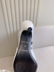 BALENCIAGA 25S HIGH SLINGBACK 35 MM IN WHITE LAMBSKIN WITH GOLD HARDWARE
