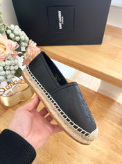 SL YVES EMBOSSED LOGO SLIP ON BLACK CALFSKIN