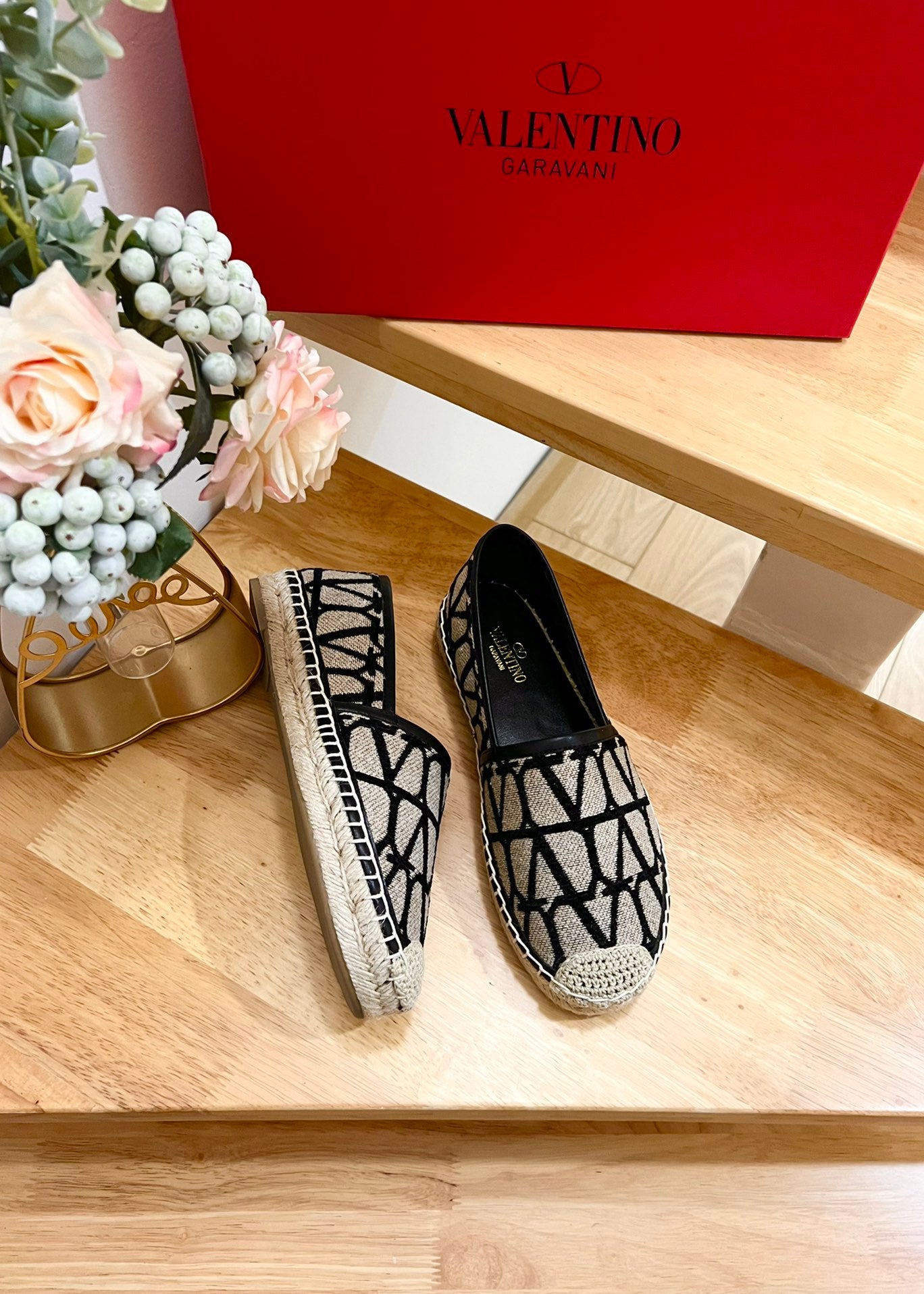 VALENTINO 26S SLIP ON SHOES IN BLACK AND BEIGE JACQUARD CANVAS