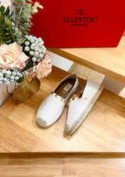 ROCKSTUD WHITE CANVAS ESPADRILLES