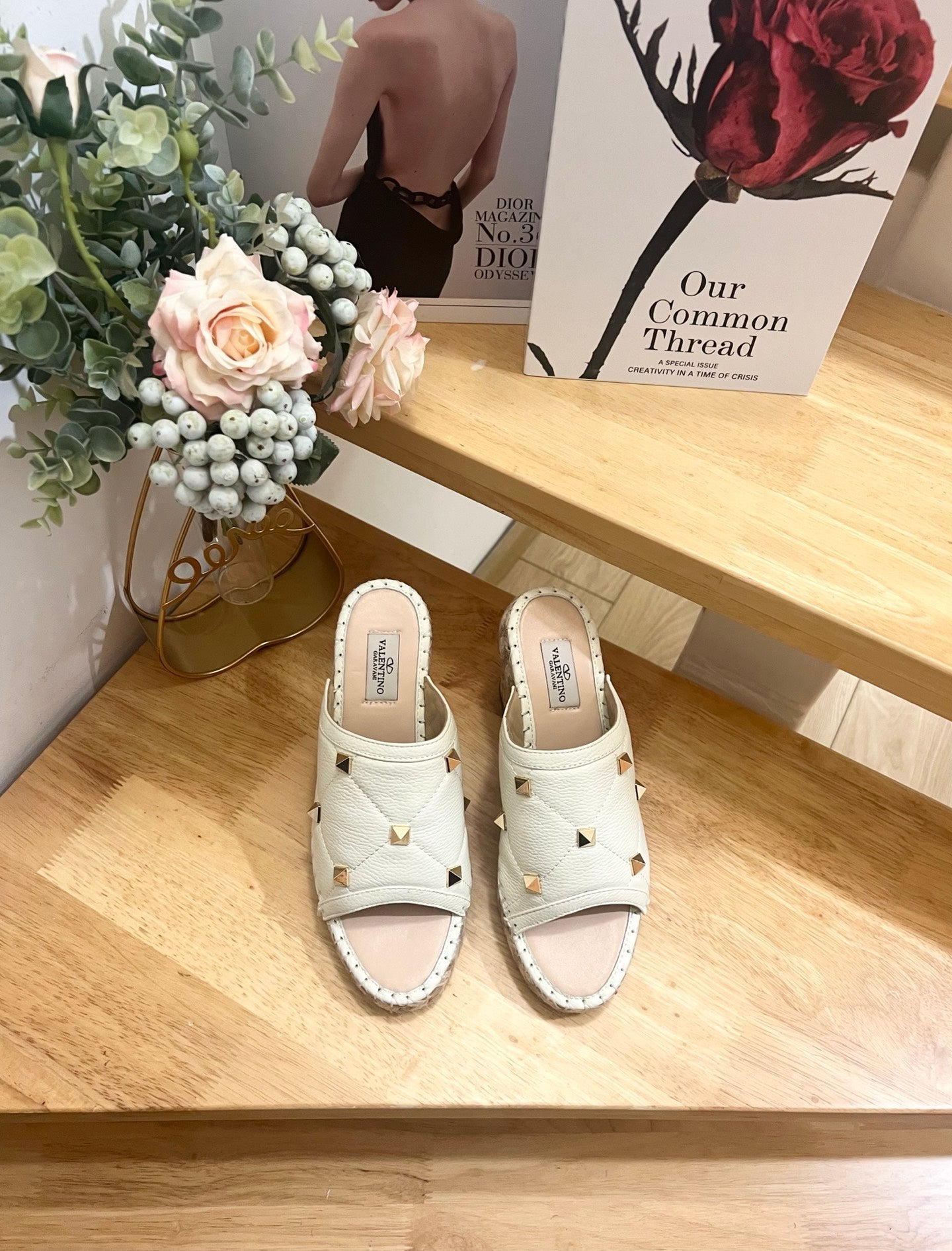 VALENTINO 26S WEDGE SANDALS IN OFF-WHITE CALFSKIN
