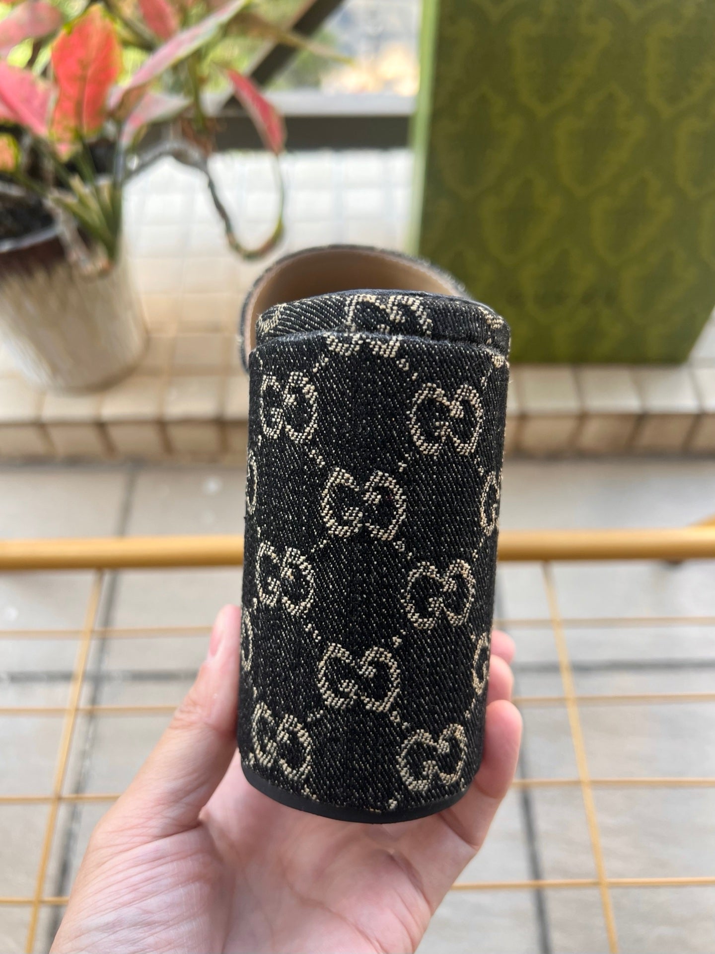 GUCCI 26S WEDGE SANDALS 100 MM IN BLACK DENIM