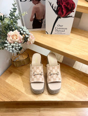 GUCCI 26S WEDGE SANDALS 100 MM IN BEIGE SUEDE