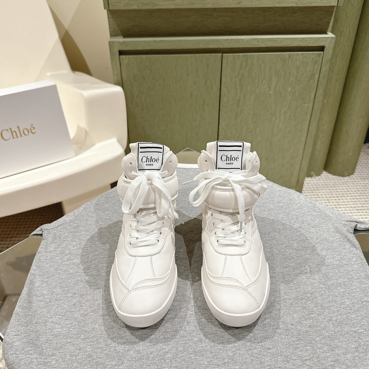 CHLOÉ 26S HIGH-TOP SNEAKERS IN WHITE CALFSKIN