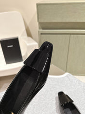 BALLERINA FLATS IN BLACK PATENT CALFSKIN