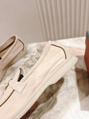 LP LOAFERS 25S IN CHAMPAGNE BEIGE SUEDE WITH SILVER HARDWARE