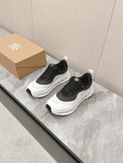RUN SNEAKER IN WHITE MIX BLACK SUEDE AND MESH FABRIC
