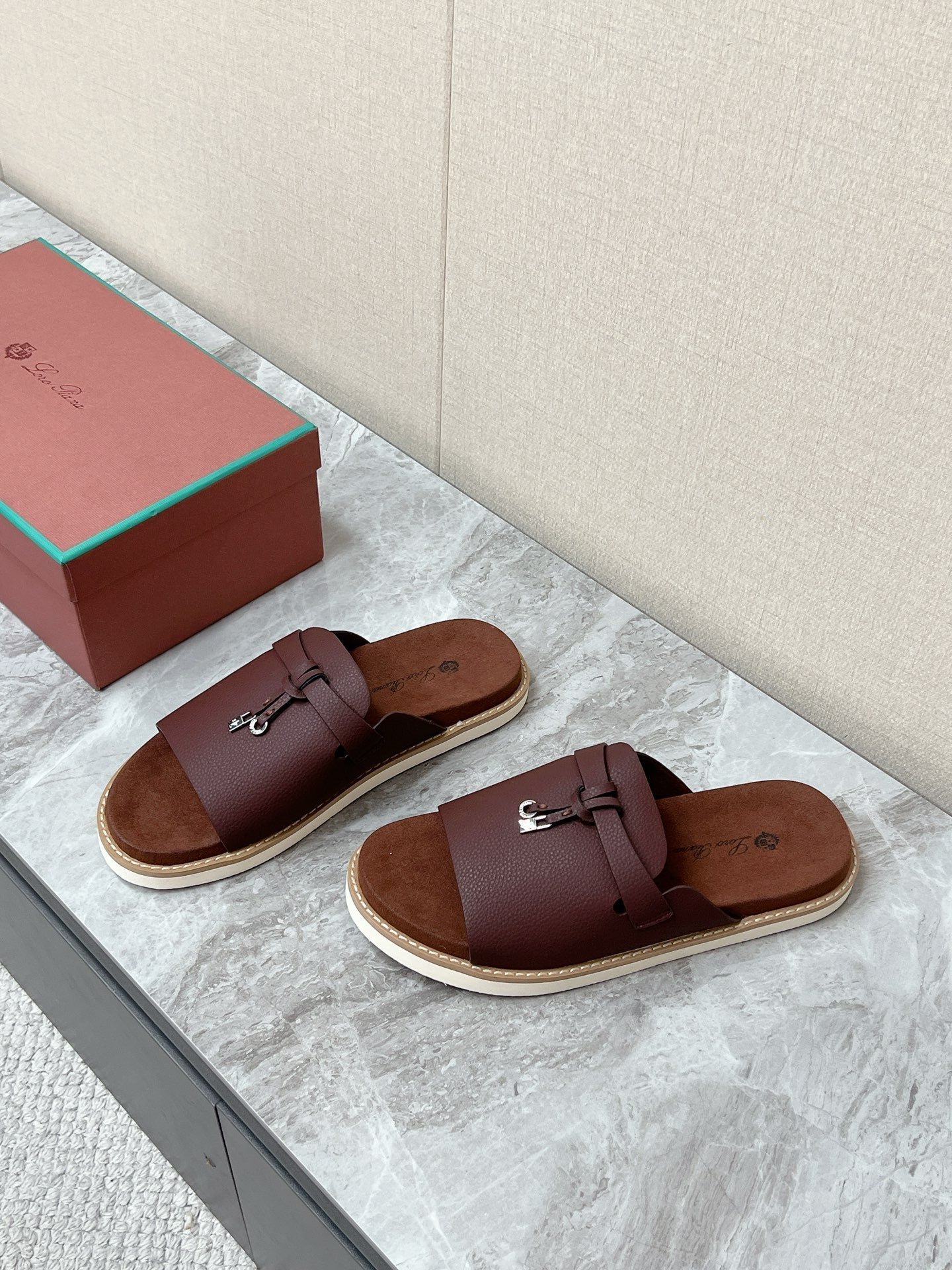 LP 26S LOCK MULE SLIDES IN BURGUNDY RED CALFSKIN SILVER HARDWARE
